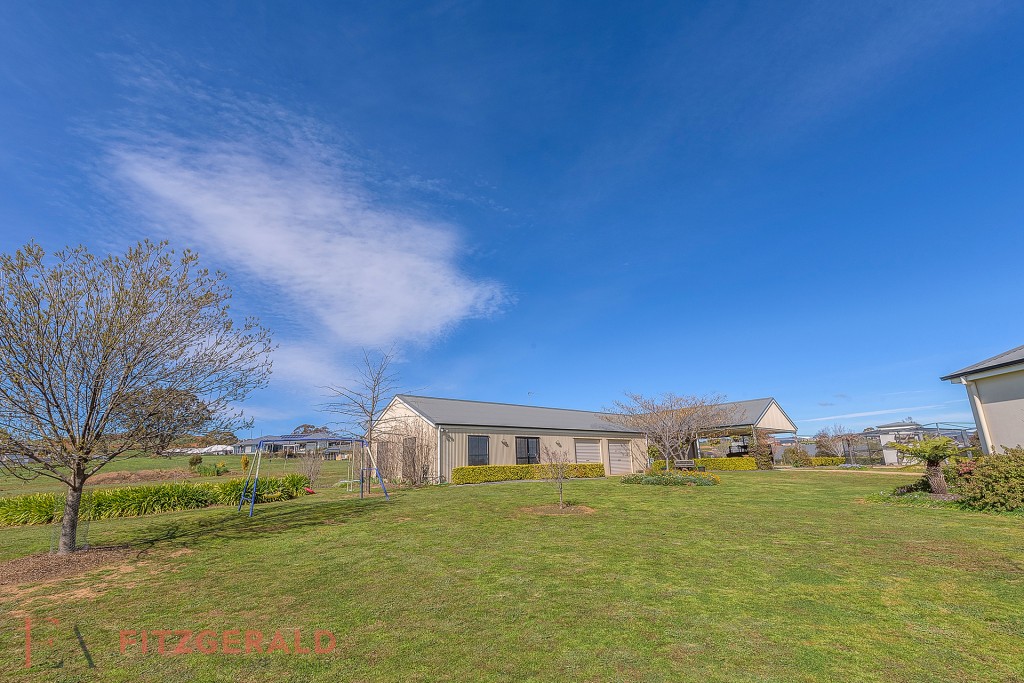 77 Dean Drive, Orange NSW 2800 - photo 13
