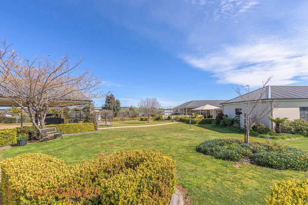 77 Dean Drive, Orange NSW 2800 - photo 15
