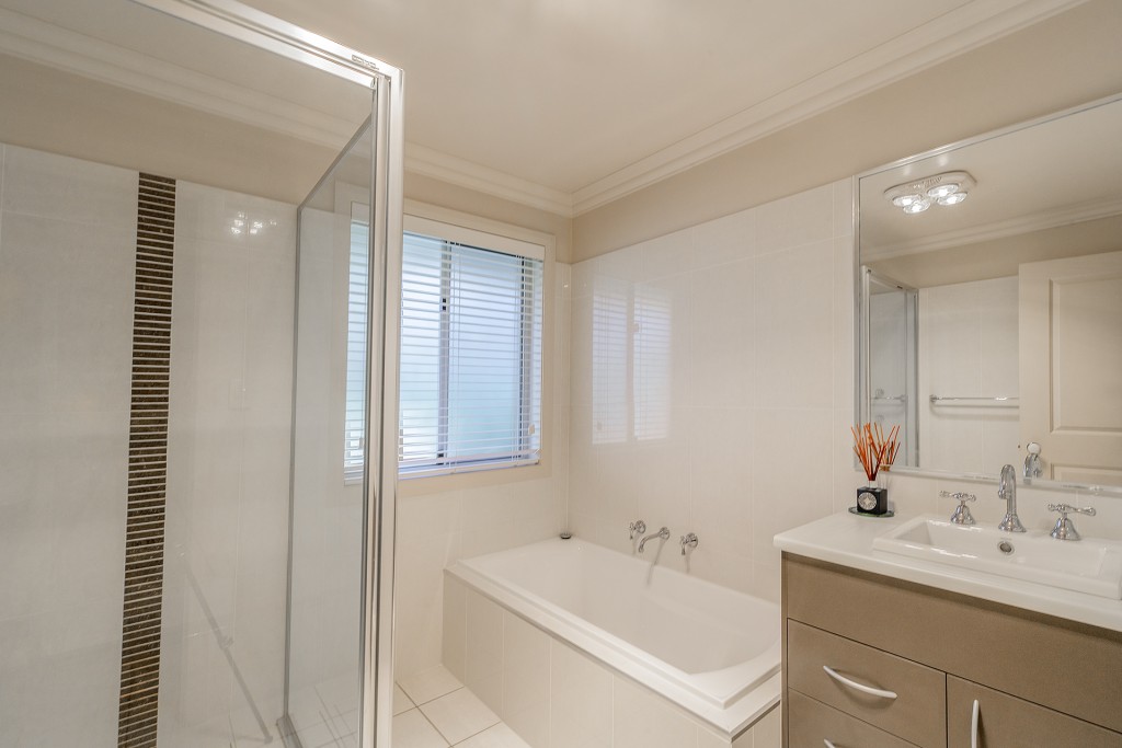 19 Isaac Drive, Orange NSW 2800 - photo 11