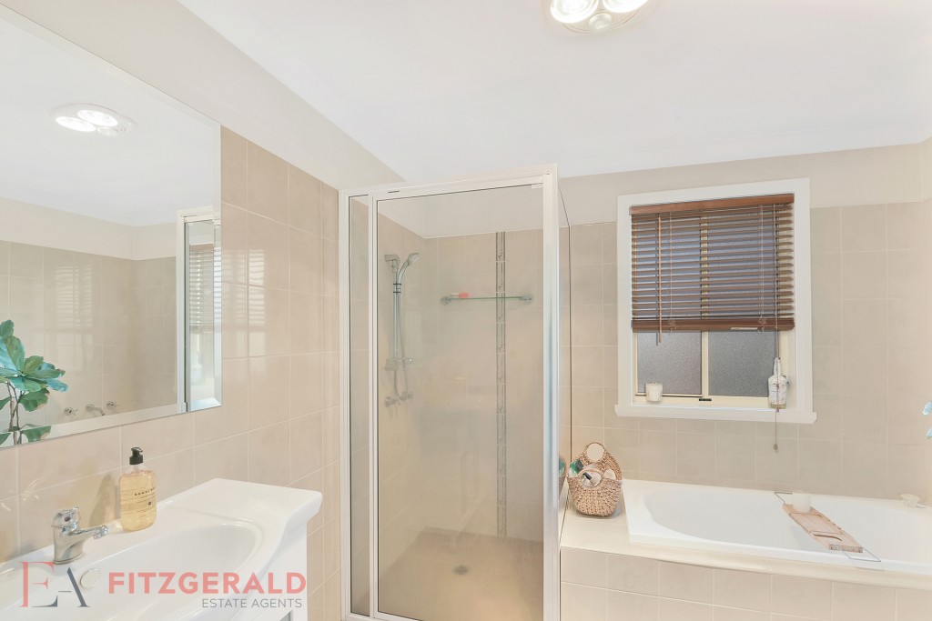 22 Lucknow Street, Spring Hill NSW 2800 - photo 12