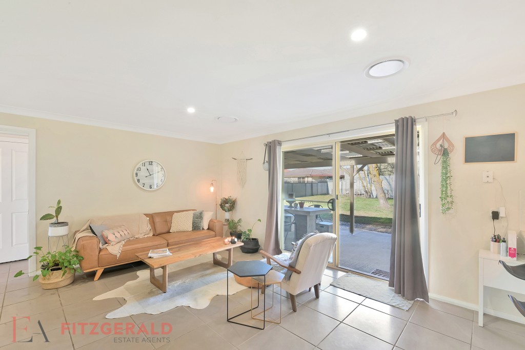 22 Lucknow Street, Spring Hill NSW 2800 - photo 6