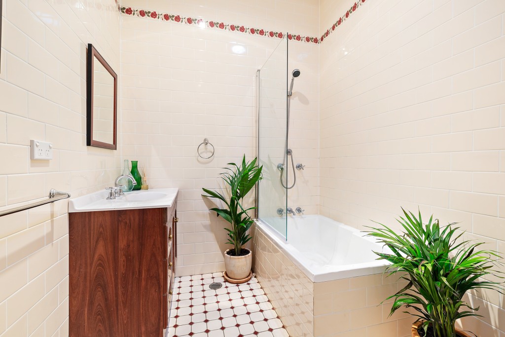 7 Belubula Street, Carcoar NSW 2791 - photo 9