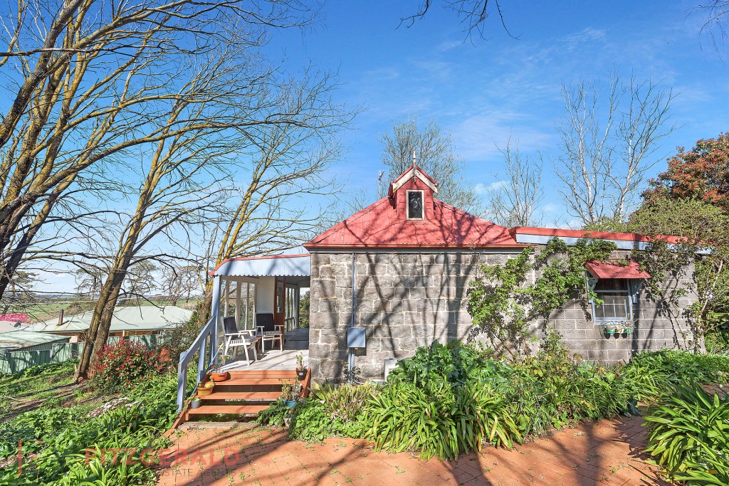 20 Carcoar Street, Spring Hill NSW 2800 - photo 17