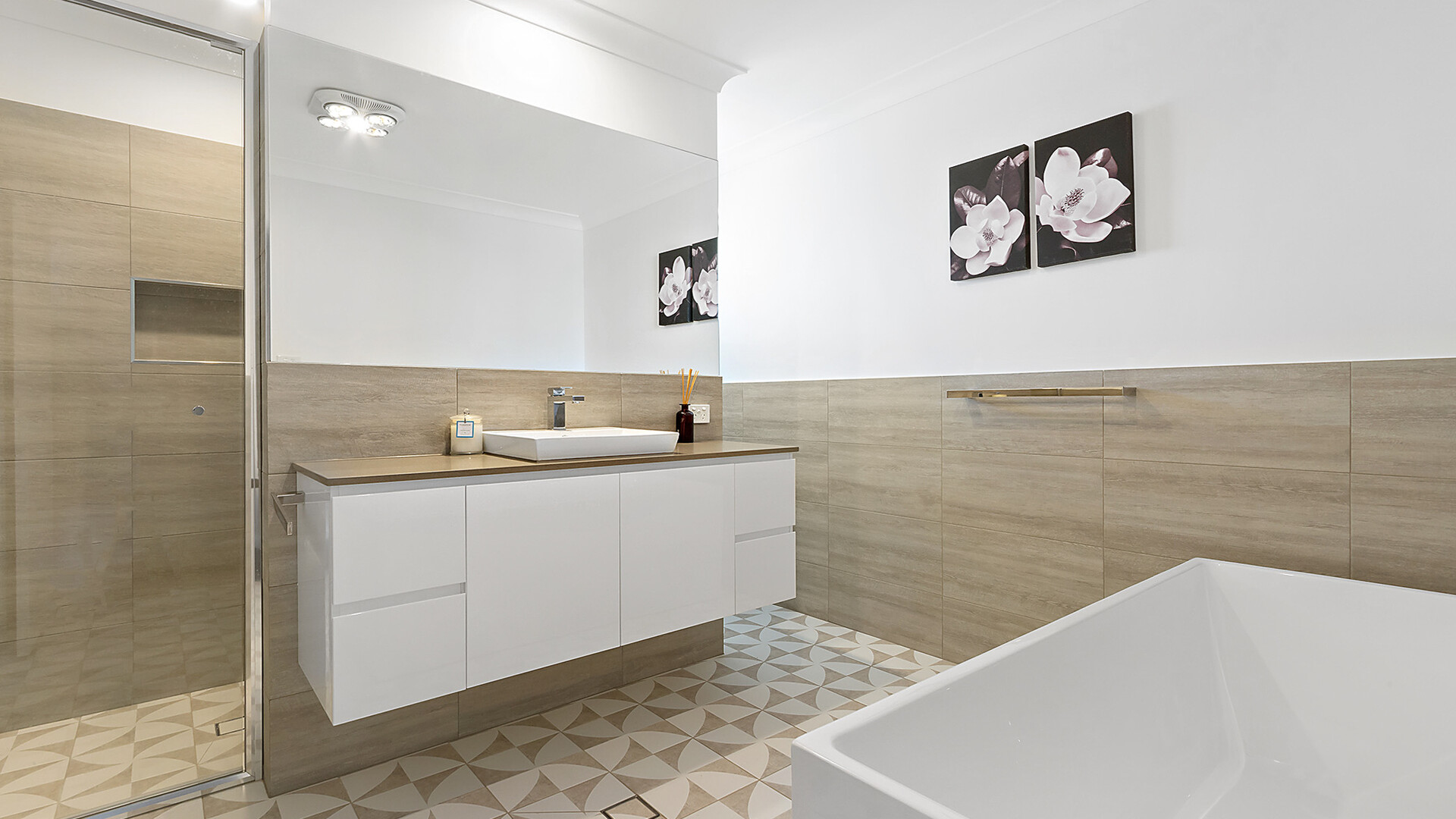 1 Carpenter Close, Orange NSW 2800 - photo 9