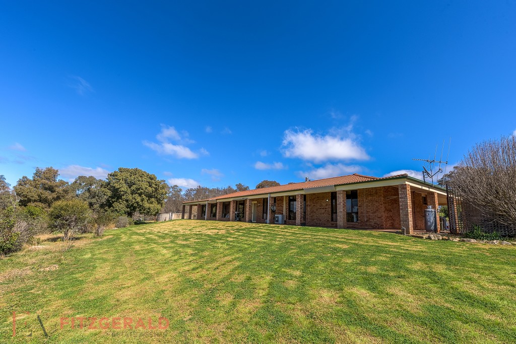 75 Riddell Street, Molong NSW 2866 - photo 16