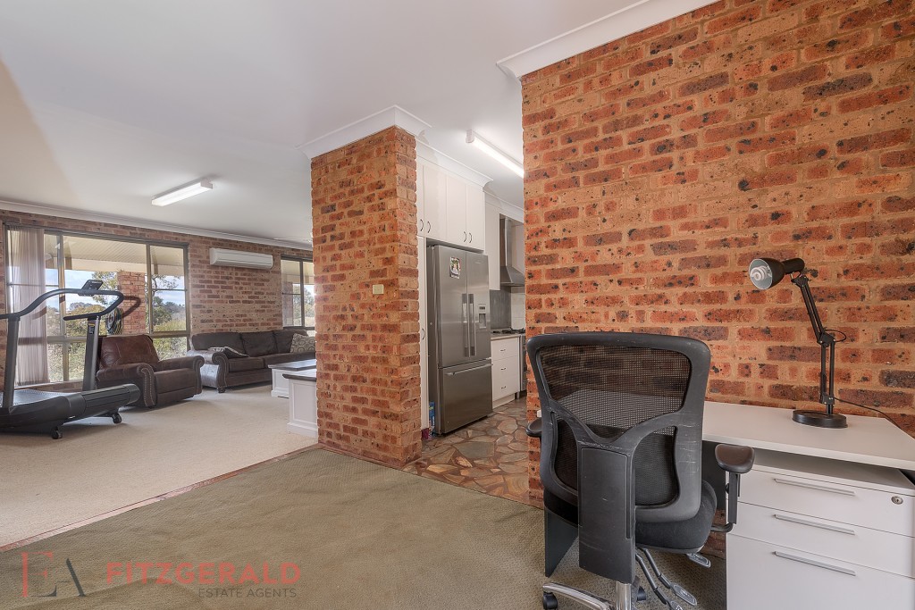 75 Riddell Street, Molong NSW 2866 - photo 5
