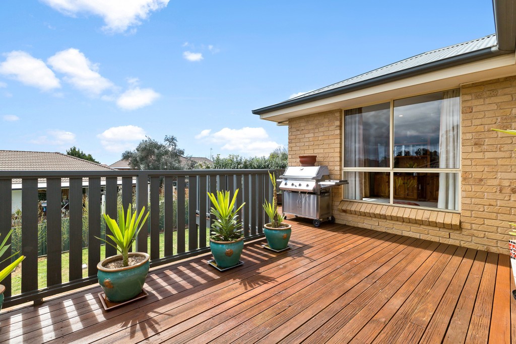 18 Goldfinch Way, Orange NSW 2800 - photo 3