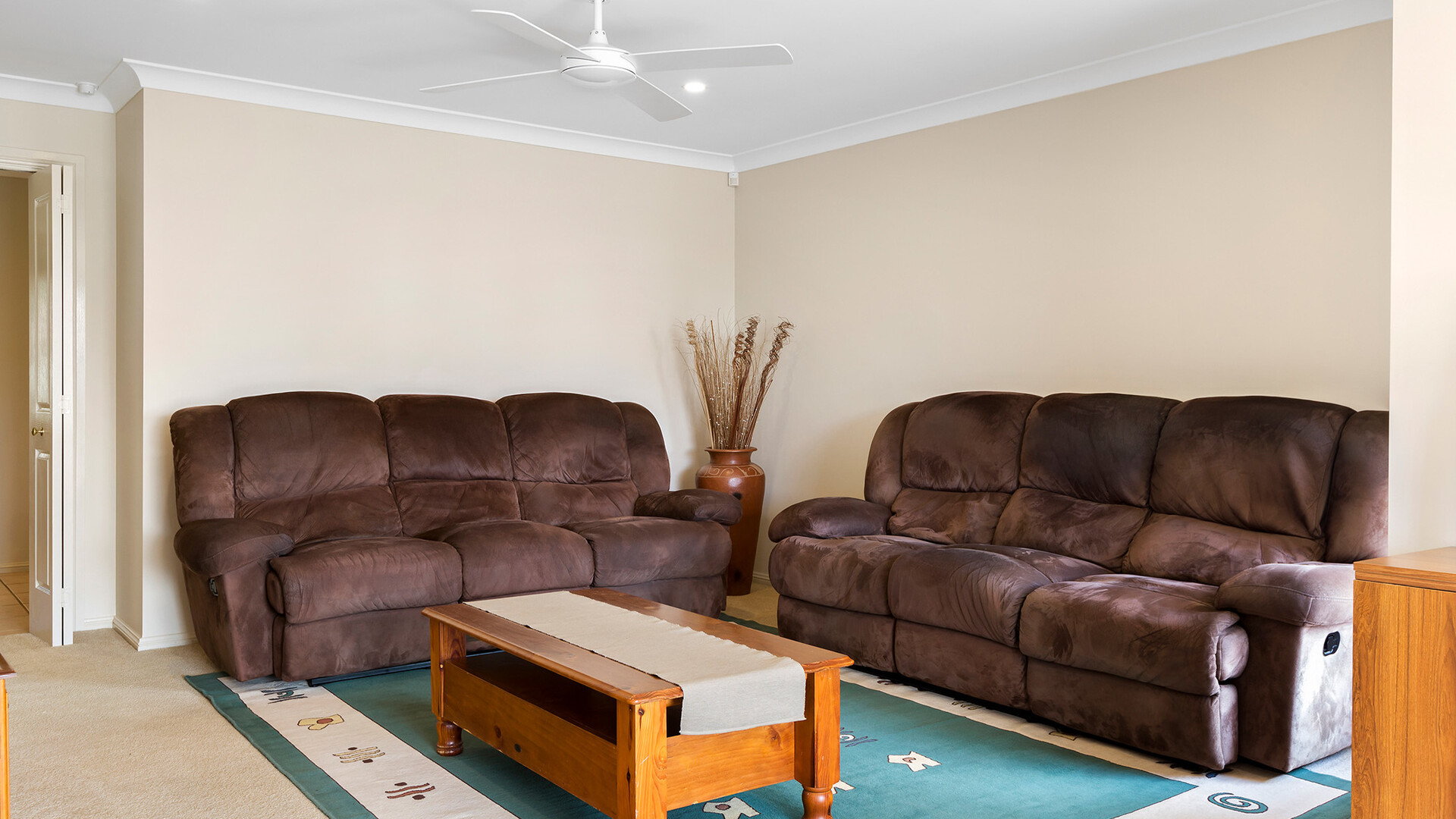 18 Goldfinch Way, Orange NSW 2800 - photo 8
