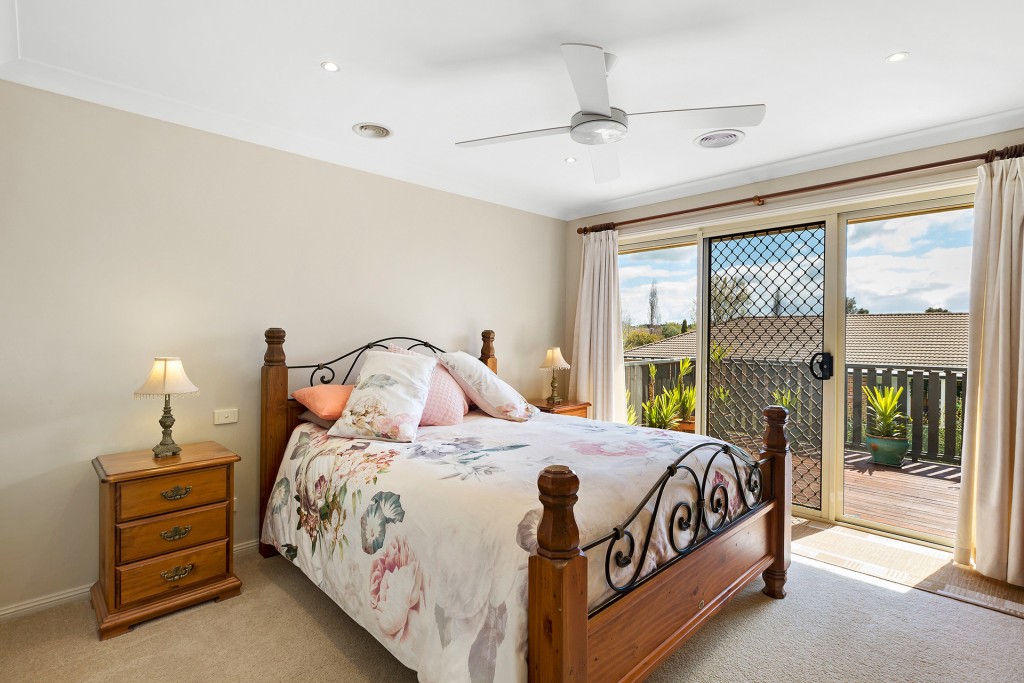18 Goldfinch Way, Orange NSW 2800 - photo 9