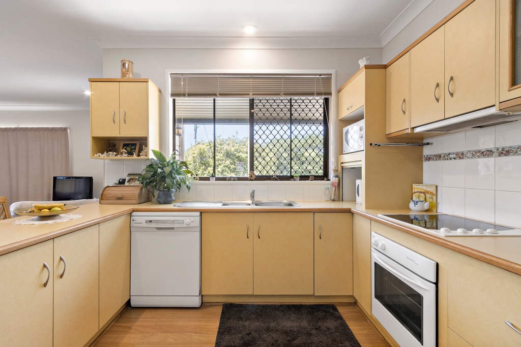 29 Churchill Avenue, Orange NSW 2800 - photo 2