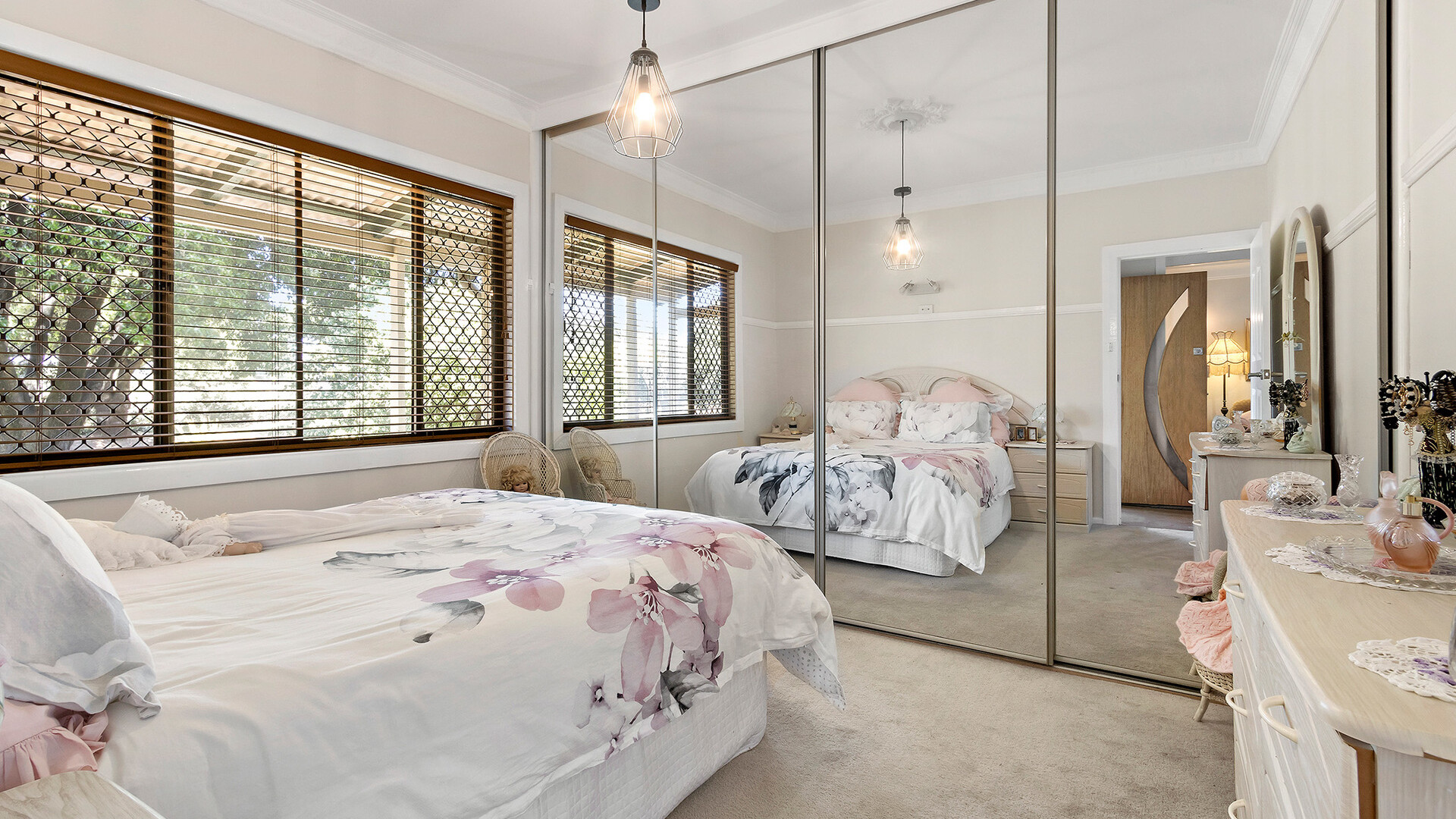 29 Churchill Avenue, Orange NSW 2800 - photo 5