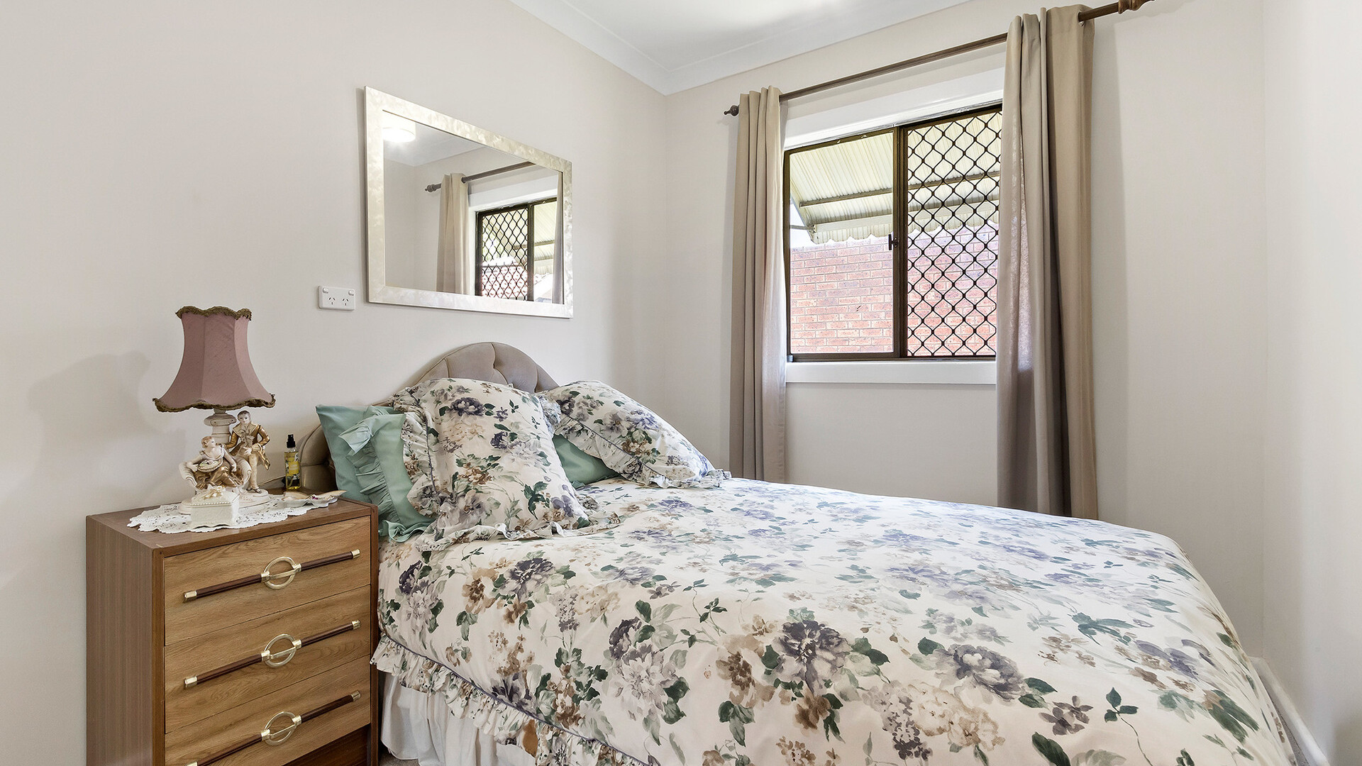 29 Churchill Avenue, Orange NSW 2800 - photo 6