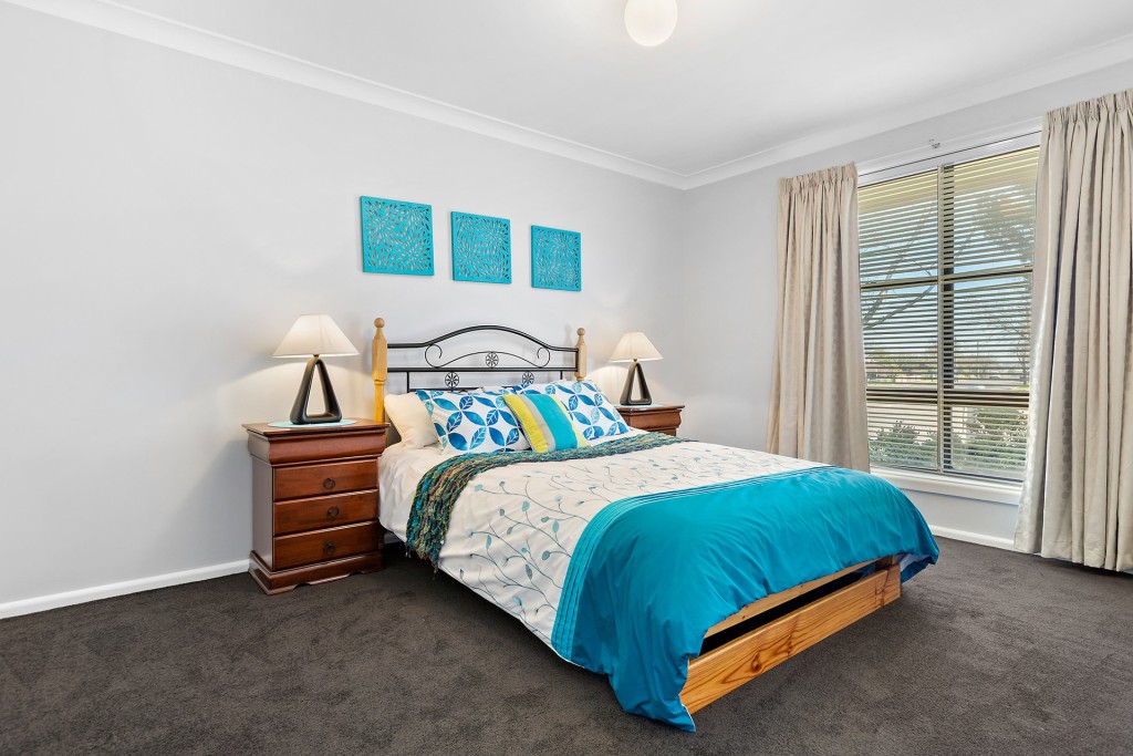 93 Icely Road, Orange NSW 2800 - photo 11