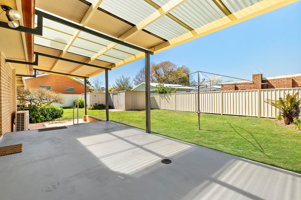 93 Icely Road, Orange NSW 2800 - photo 13