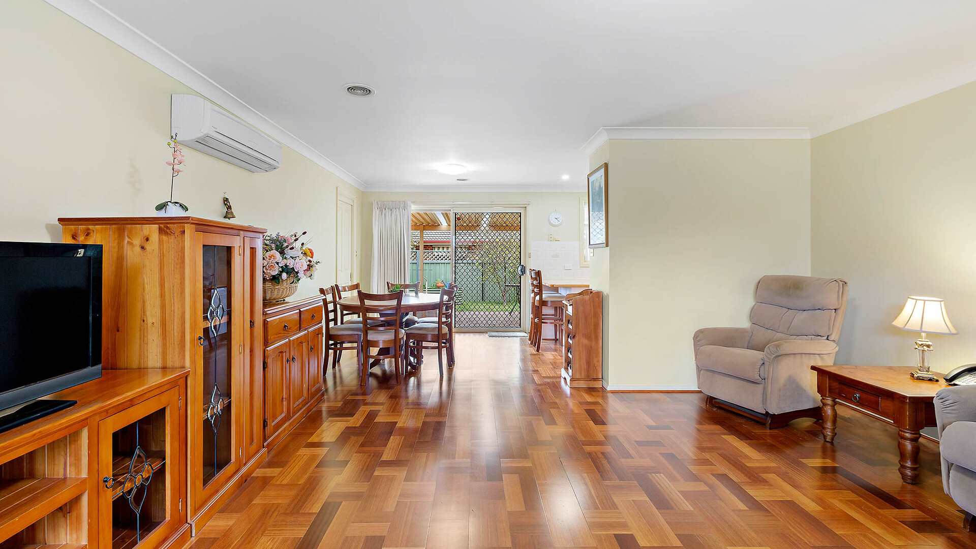 4/160a Sale Street, Orange NSW 2800 - photo 2