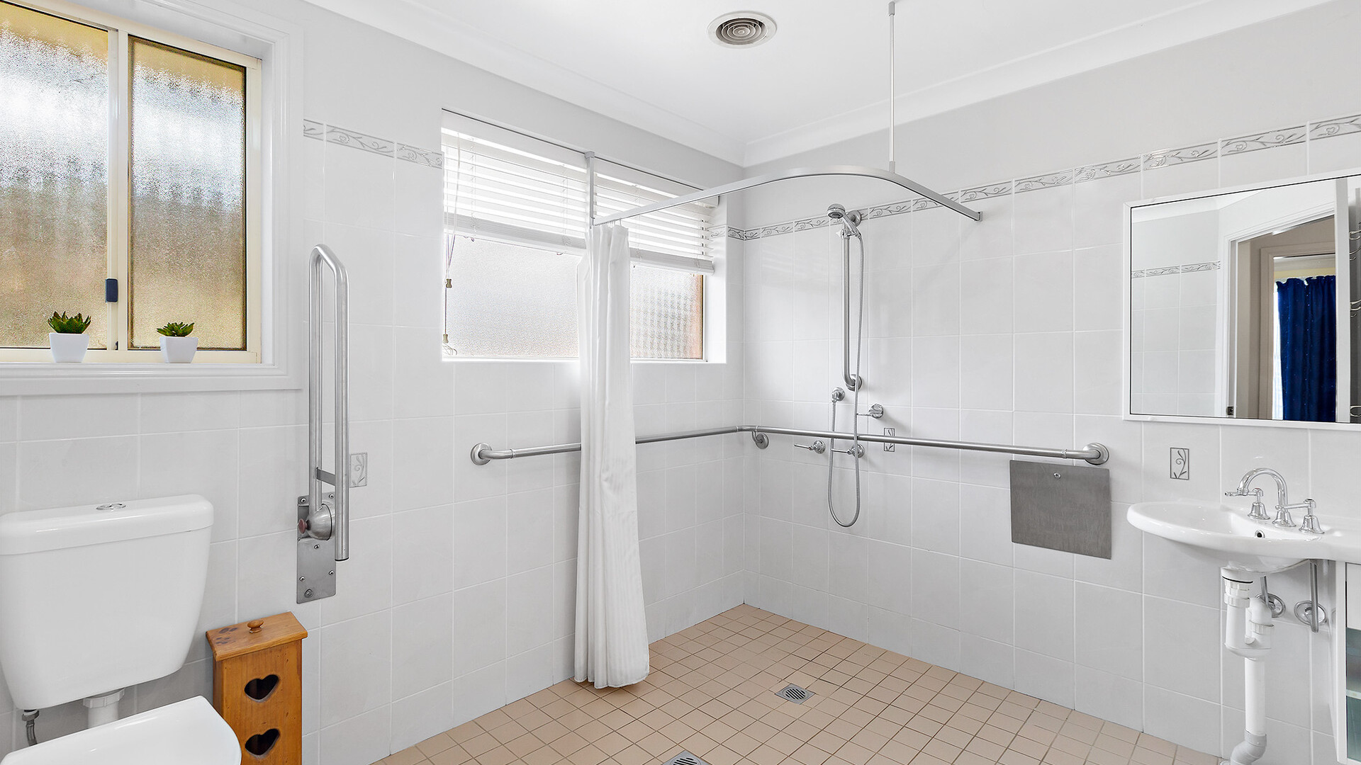 4/160a Sale Street, Orange NSW 2800 - photo 8