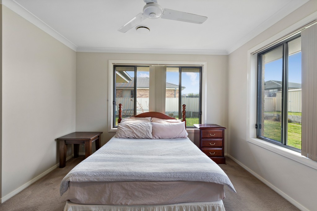 44 Diamond Drive, Orange NSW 2800 - photo 5