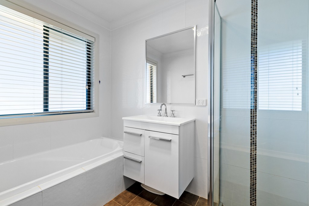 44 Diamond Drive, Orange NSW 2800 - photo 7