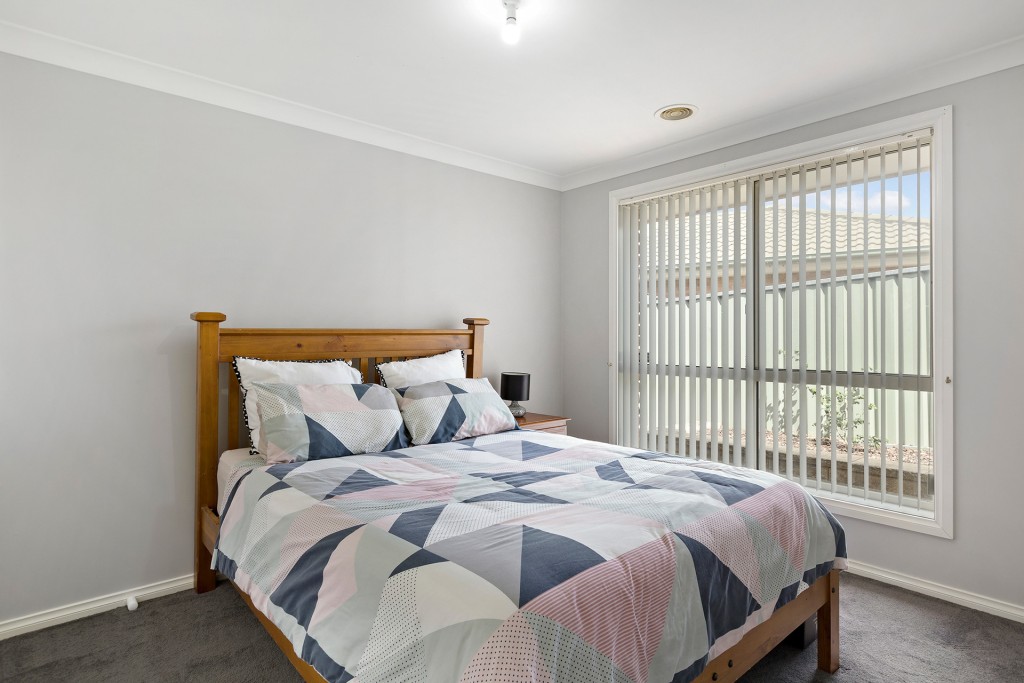 3 Melville Place, Orange NSW 2800 - photo 9
