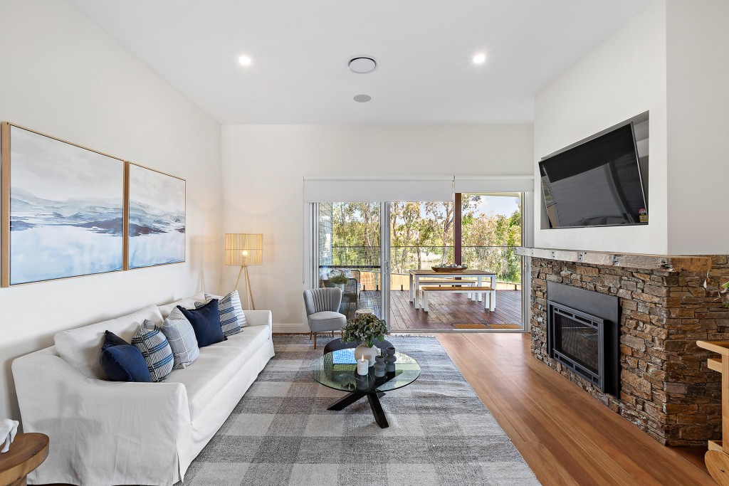 38 Haywood Drive, Orange NSW 2800 - photo 2