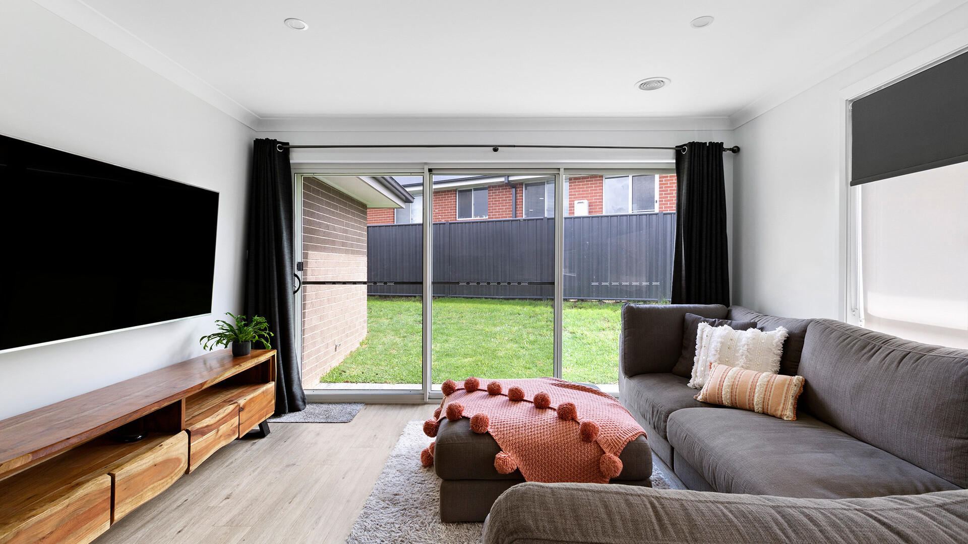 17 Stevenson Way, Orange NSW 2800 - photo 4