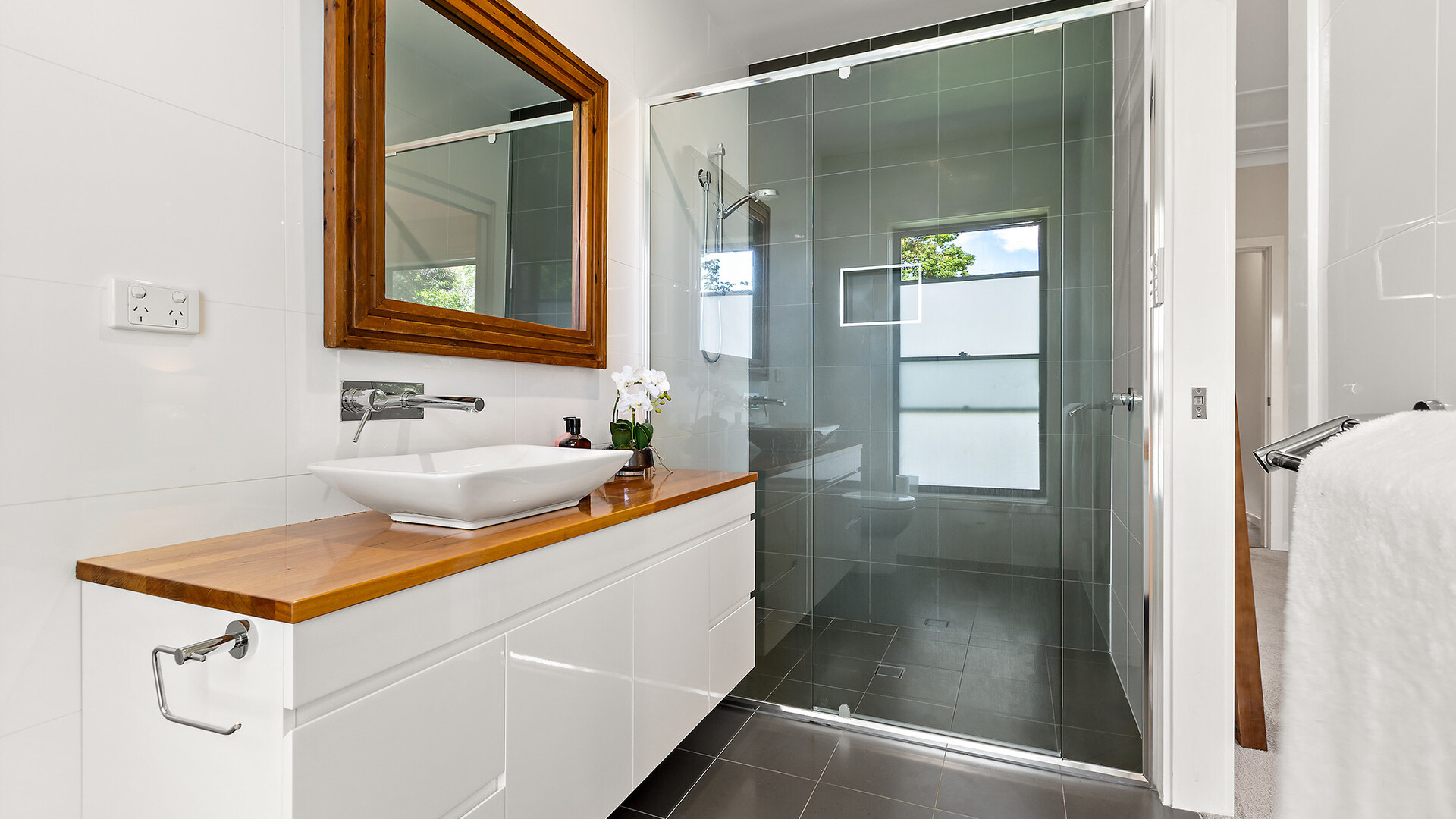 4 Benview Avenue, Orange NSW 2800 - photo 8