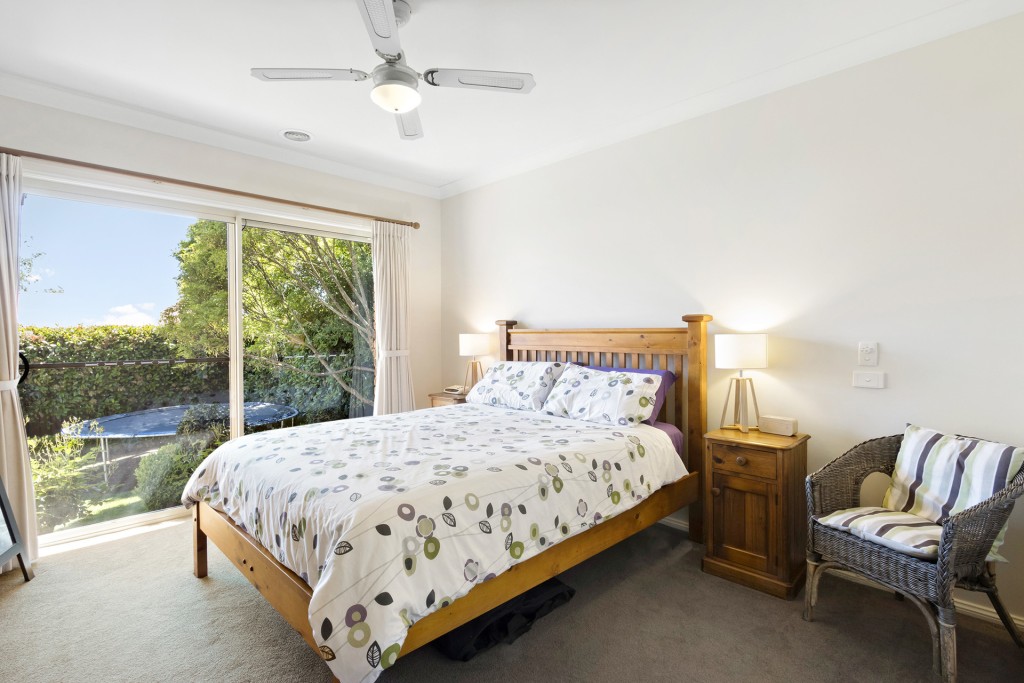 22 Goldfinch Way, Orange NSW 2800 - photo 11