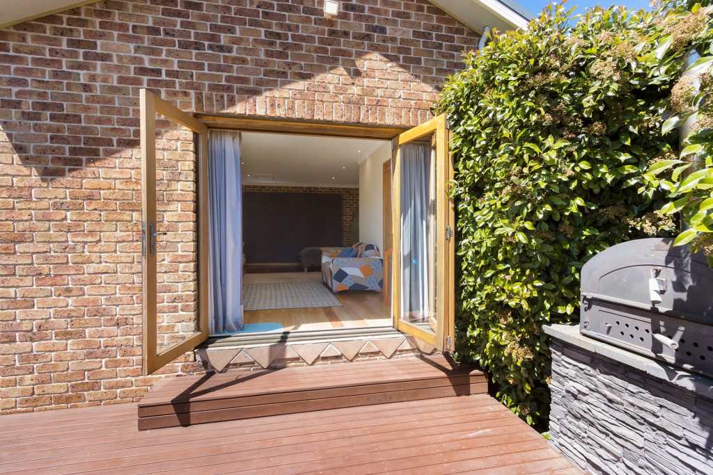 22 Goldfinch Way, Orange NSW 2800 - photo 6