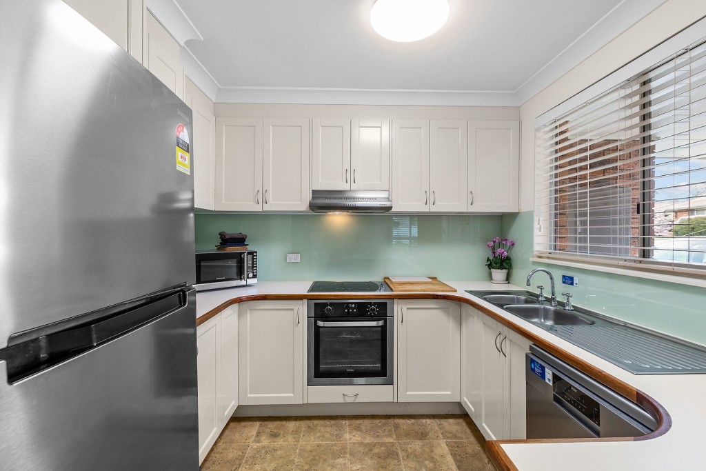11/16 Warrendine Street, Orange NSW 2800 - photo 4