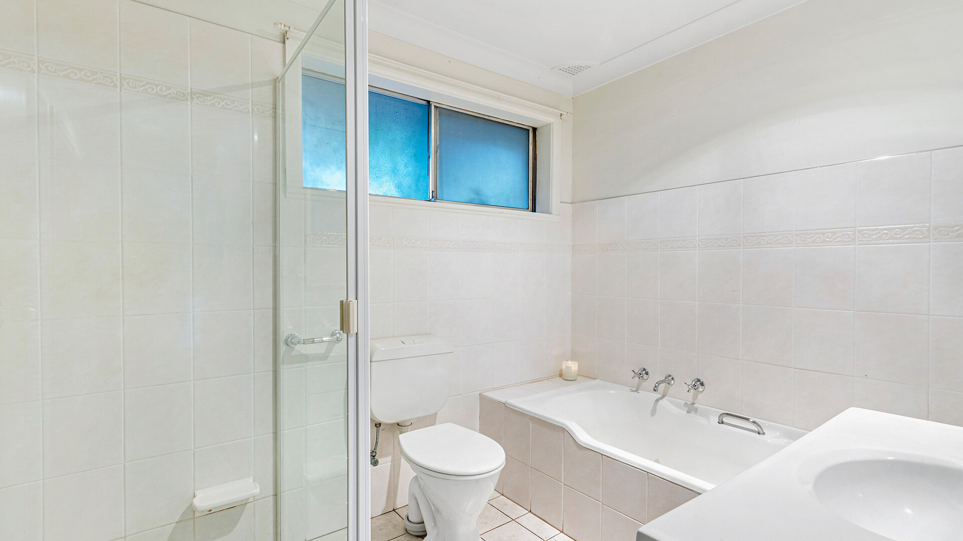 51 Kooronga Avenue, Orange NSW 2800 - photo 8