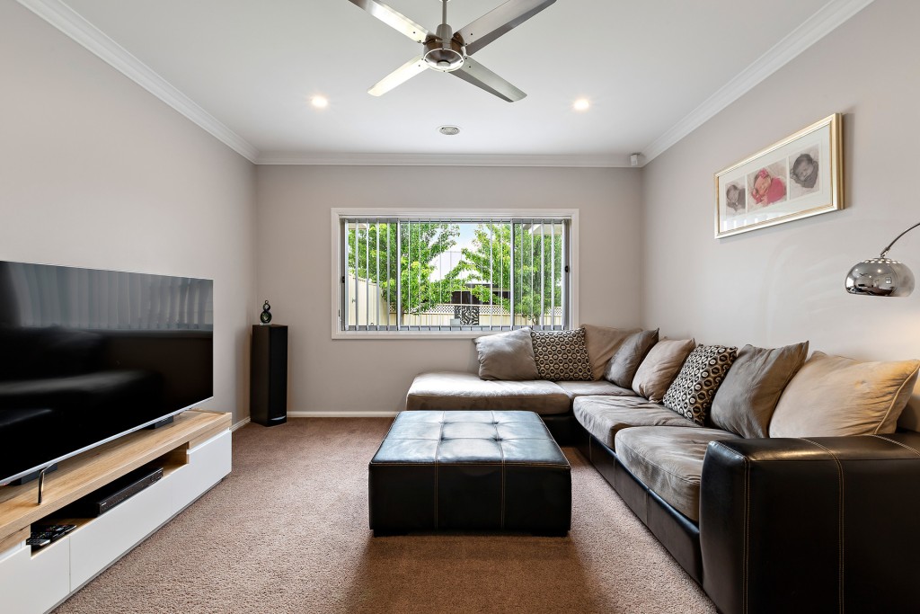 6 Valencia Drive, Orange NSW 2800 - photo 3