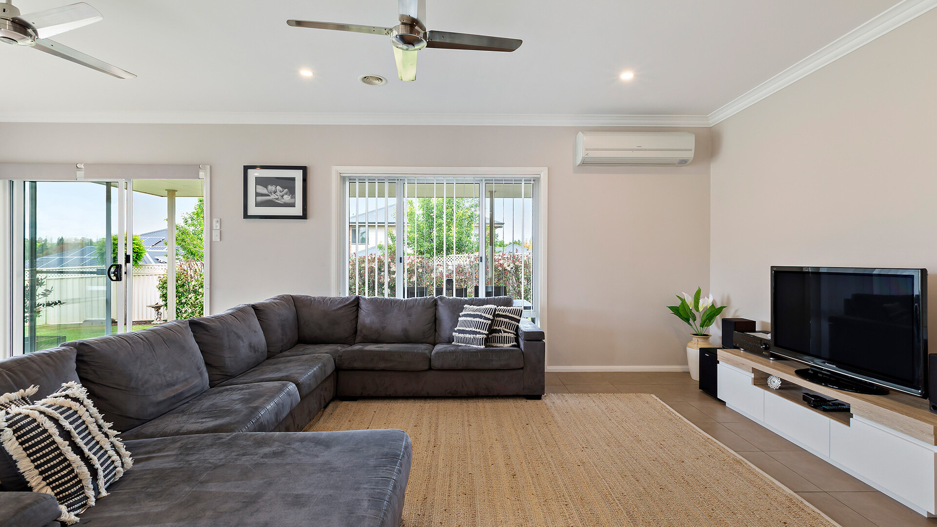 6 Valencia Drive, Orange NSW 2800 - photo 5