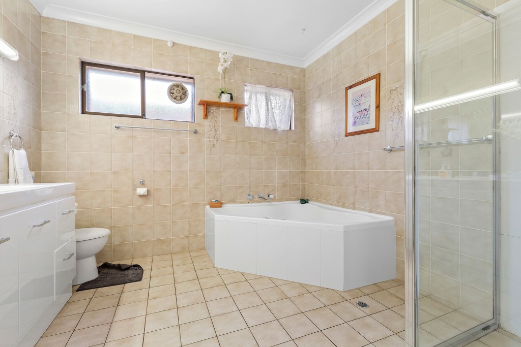 36 Forbes Road, Orange NSW 2800 - photo 6