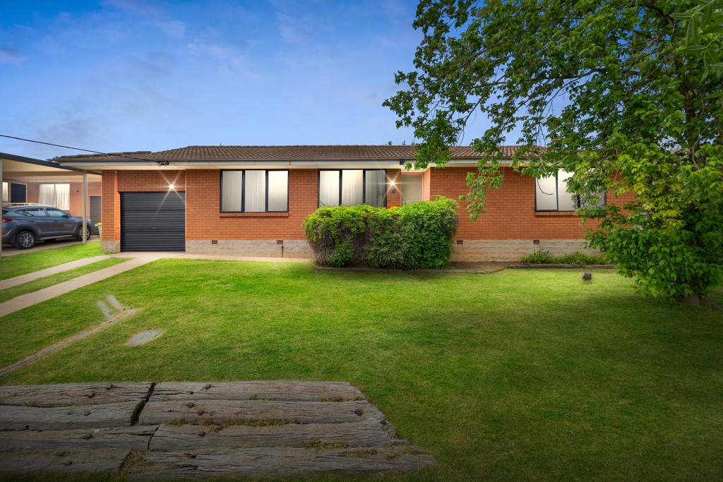 4 Carramar Avenue, Orange NSW 2800 - McGrath Central West