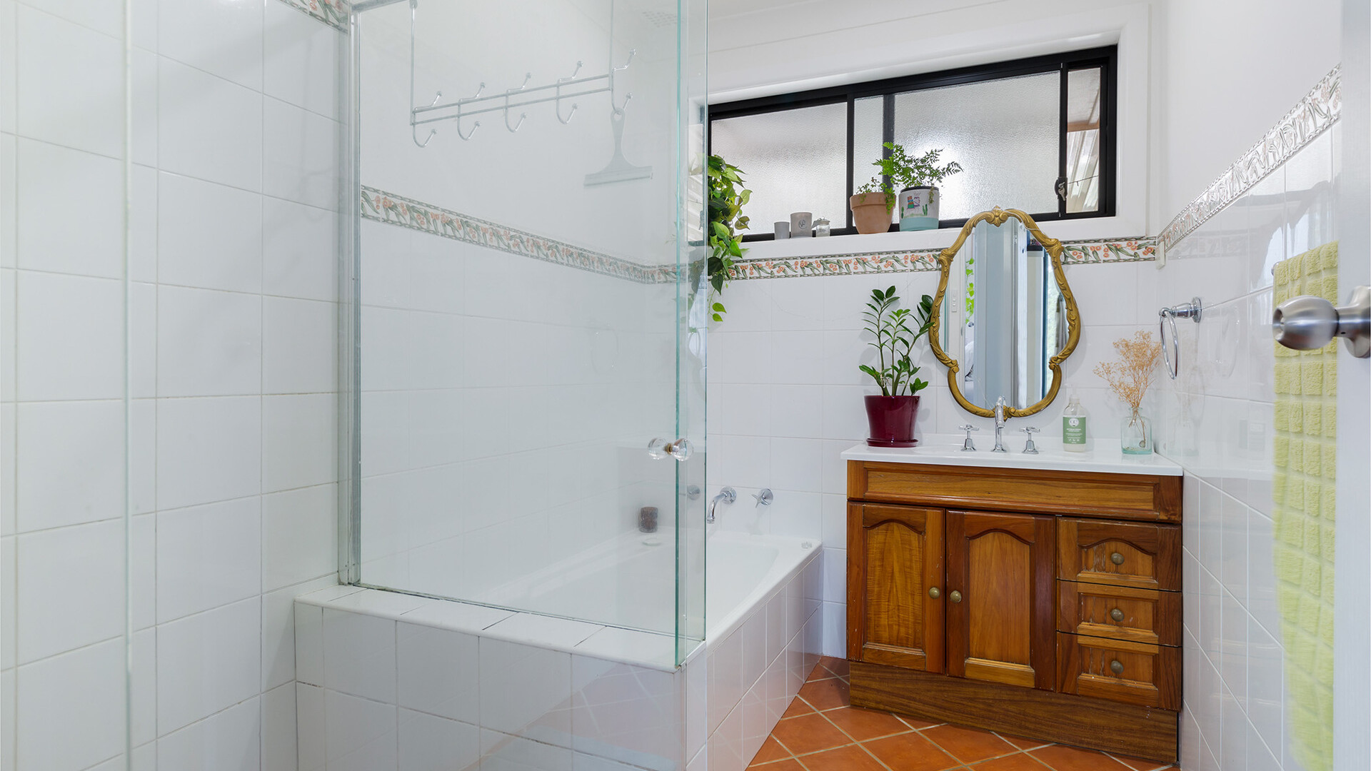 4 Carramar Avenue, Orange NSW 2800 - photo 8