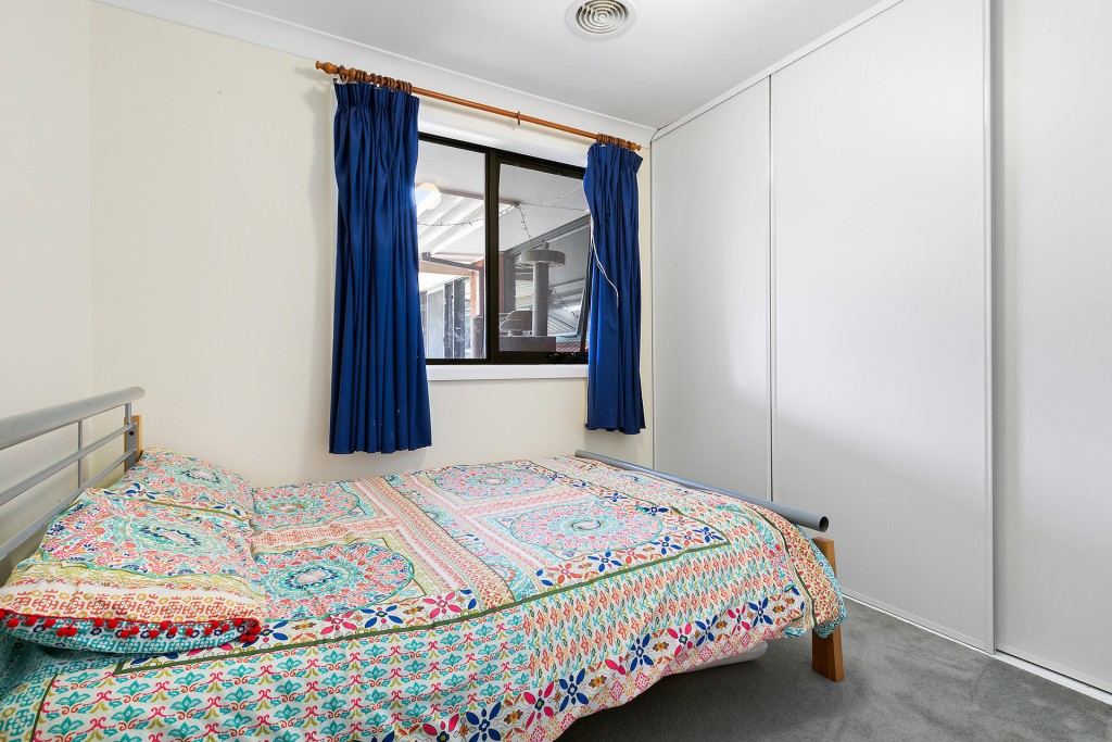 4 Carramar Avenue, Orange NSW 2800 - photo 10