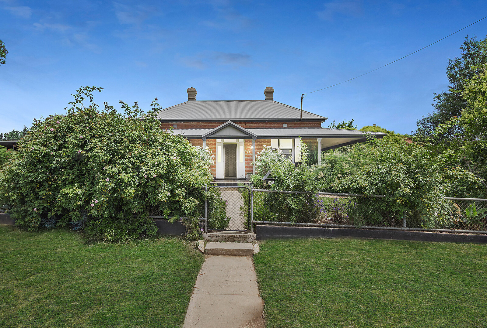 33 Rodd Street, Canowindra NSW 2804 - photo 2