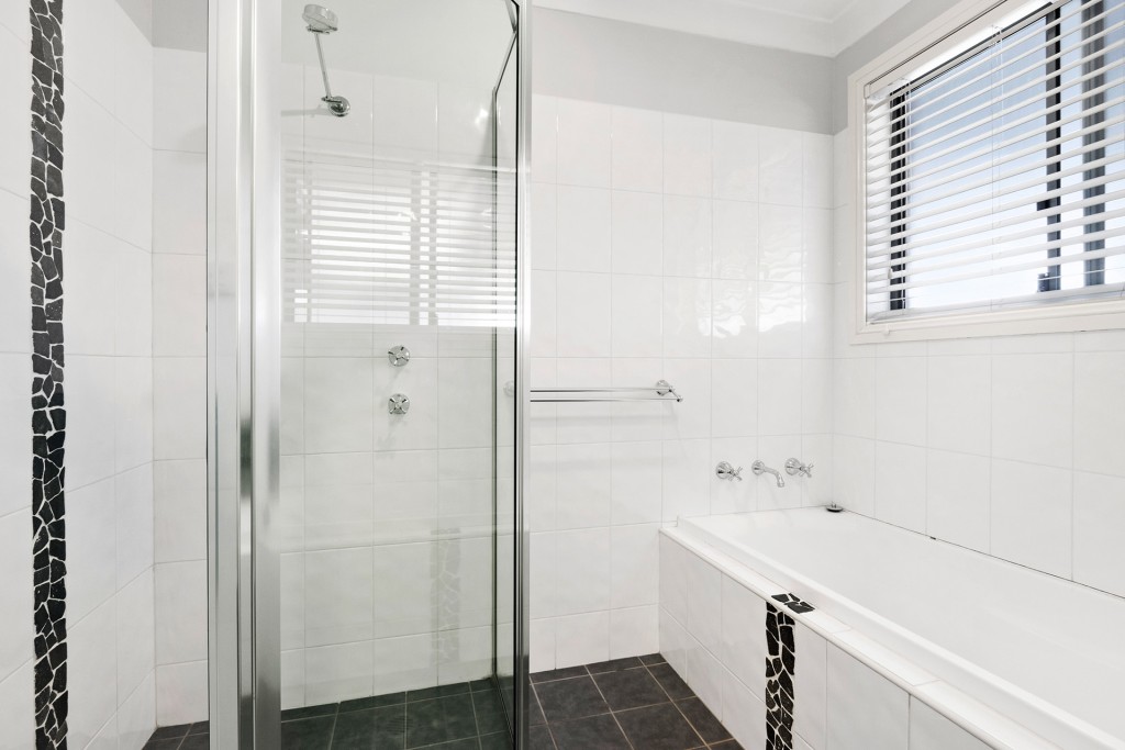 33 Rosella Place, Orange NSW 2800 - photo 13