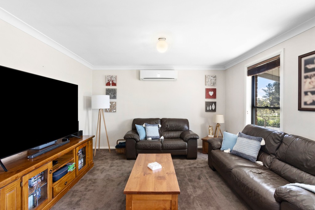 33 Rosella Place, Orange NSW 2800 - photo 7
