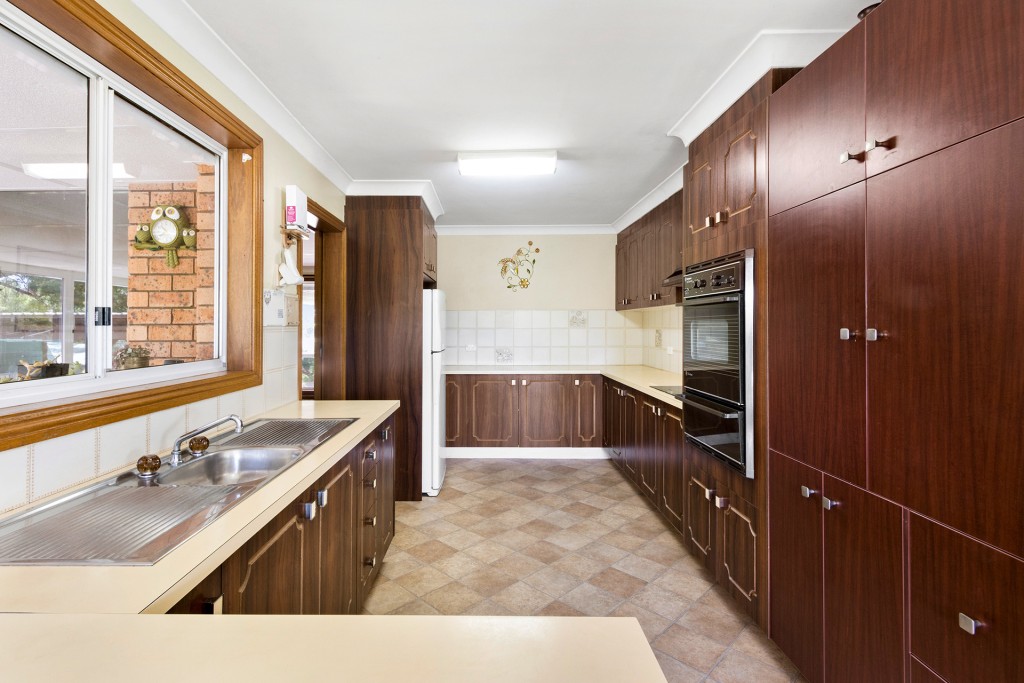7 Seville Parade, Orange NSW 2800 - photo 7
