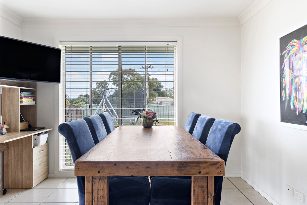 7 Ramsay Close, Orange NSW 2800 - photo 5