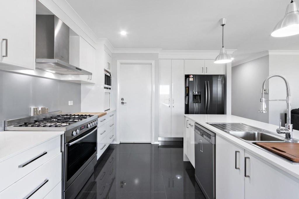 15 Agate Street, Orange NSW 2800 - photo 2