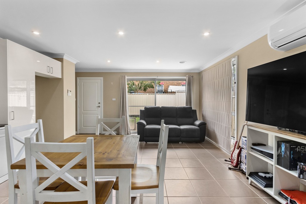 1/24 Wakeford Street, Orange NSW 2800 - photo 4