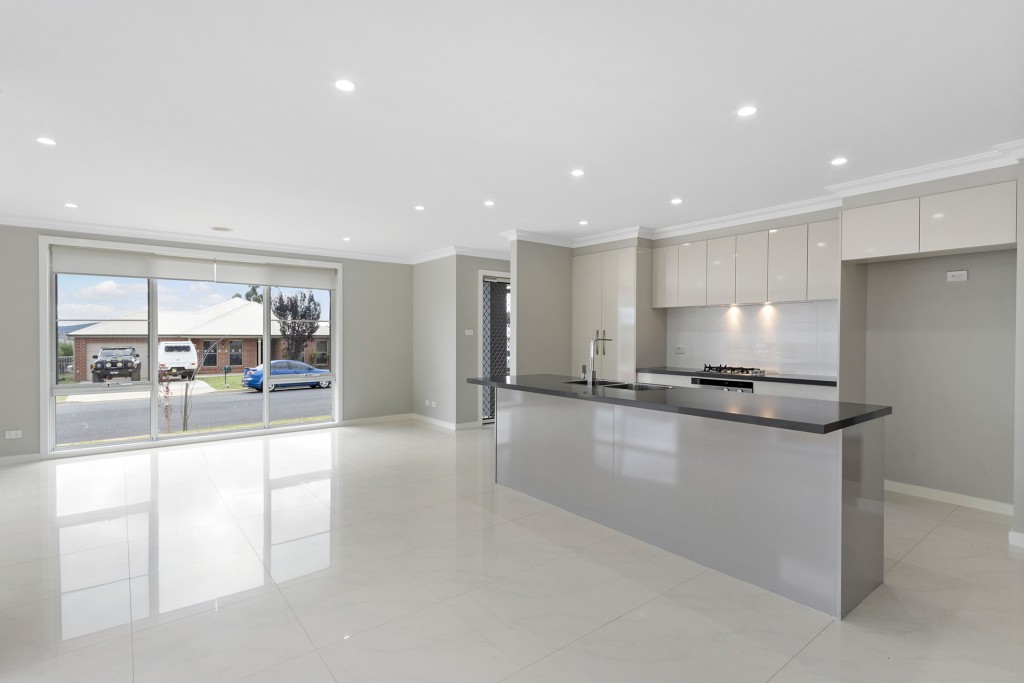 6 Emmaville Street, Orange NSW 2800 - photo 4