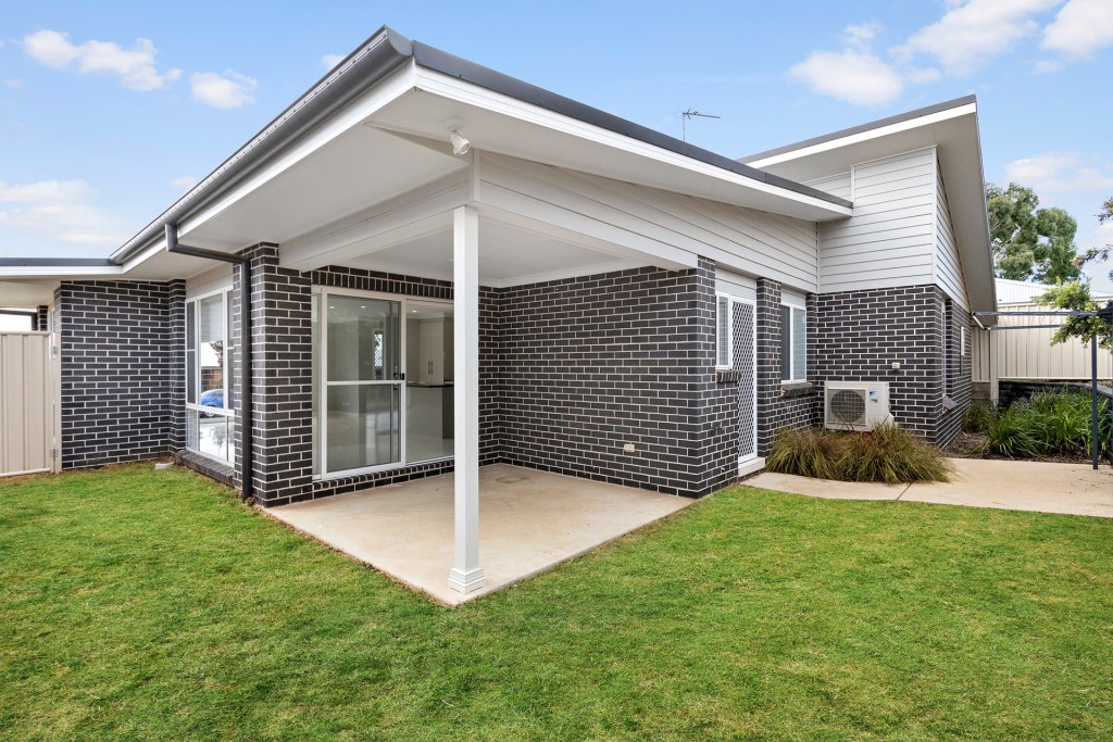 6 Emmaville Street, Orange NSW 2800 - photo 5