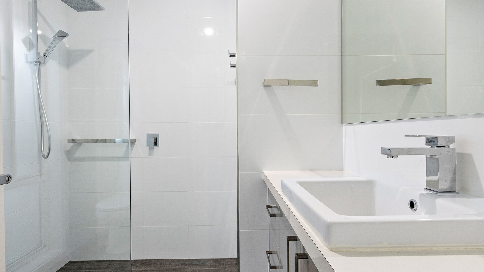 6 Emmaville Street, Orange NSW 2800 - photo 8