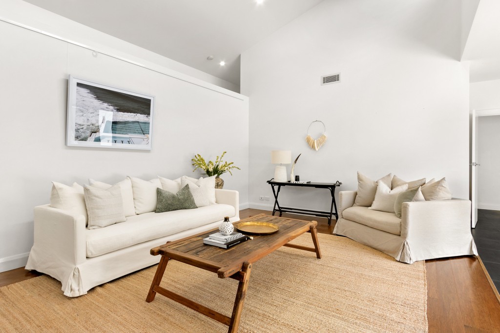 44 Valencia Drive, Orange NSW 2800 - photo 3