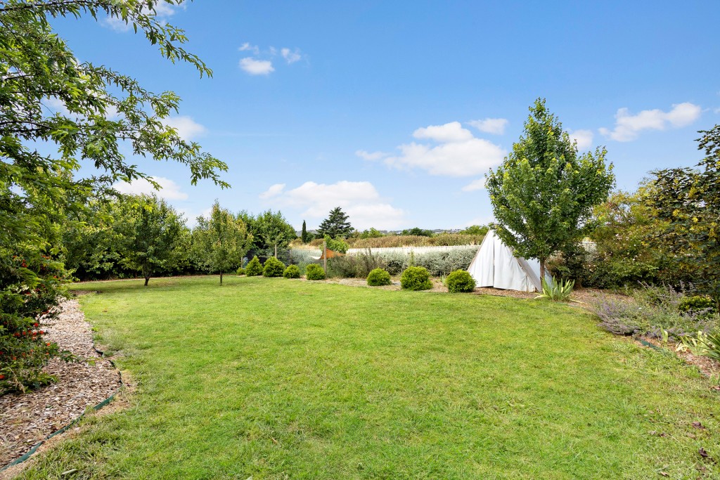 44 Valencia Drive, Orange NSW 2800 - photo 22