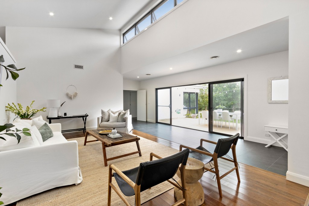 44 Valencia Drive, Orange NSW 2800 - photo 9