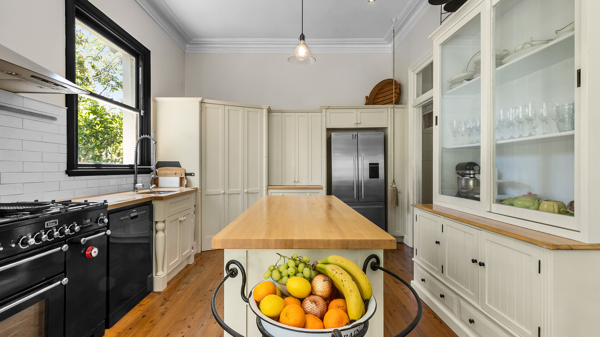 9 Sale Street, Orange NSW 2800 - photo 12
